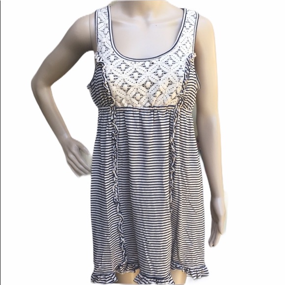 Dresses & Skirts - Pretty soft knit striped dress